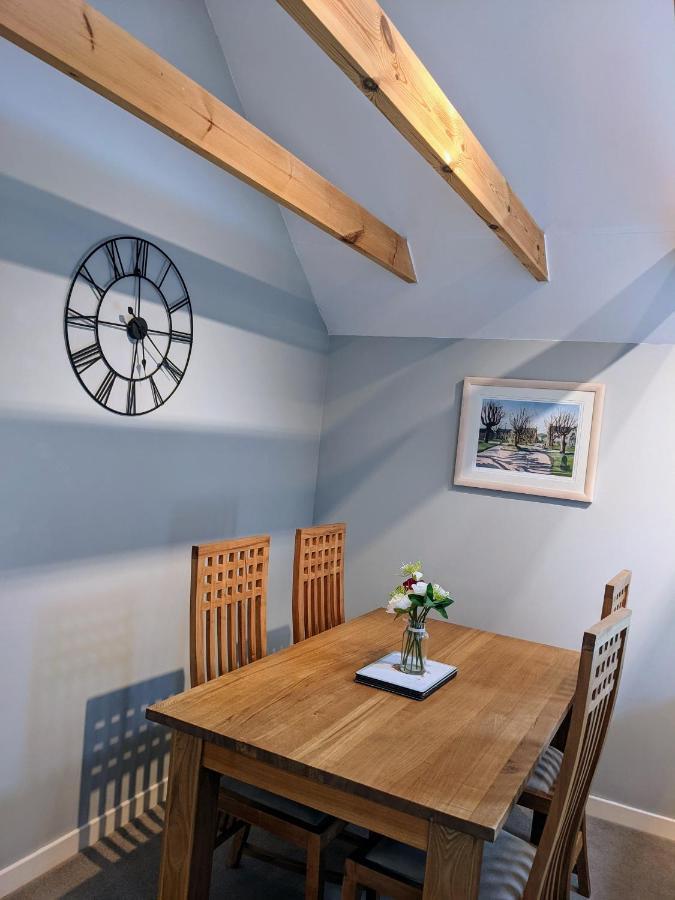 Ailnack Cottage -Cheerful Cottage With Secure Garden And Off Street Parking Sleeps 4 Tomintoul Exteriör bild