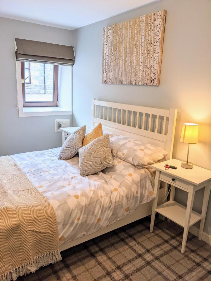 Ailnack Cottage -Cheerful Cottage With Secure Garden And Off Street Parking Sleeps 4 Tomintoul Exteriör bild